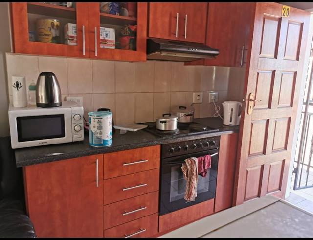 2 BEDROOM FLAT SOLD IN DASPOORT
